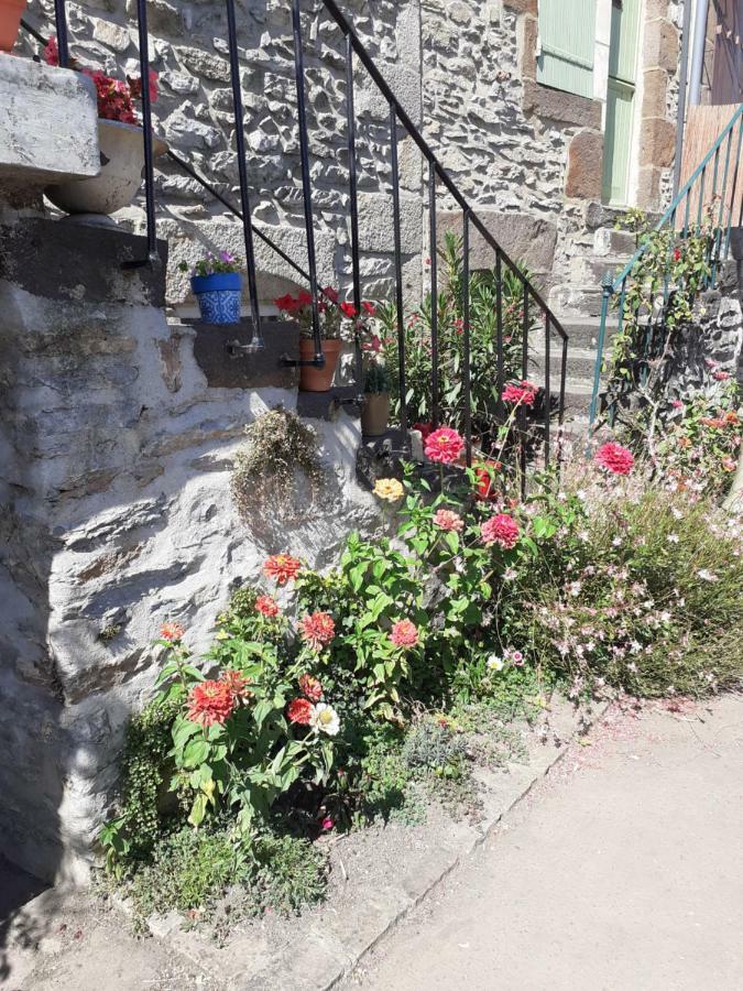 Appartamento Le Refuge Des Alpes Mancelles Fresnay-sur-Sarthe Esterno foto